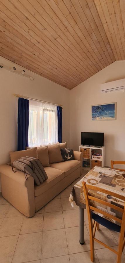 Apartments Anka Vinišće Exteriér fotografie